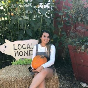 Meet your Posher, Jessica